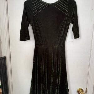 Unique Vintage Swing Dress Retro Holiday Olive Green Velvet Size Small